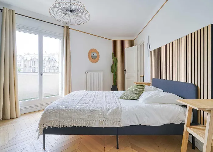 Bright Flat - 3br - 6p - Ternes *